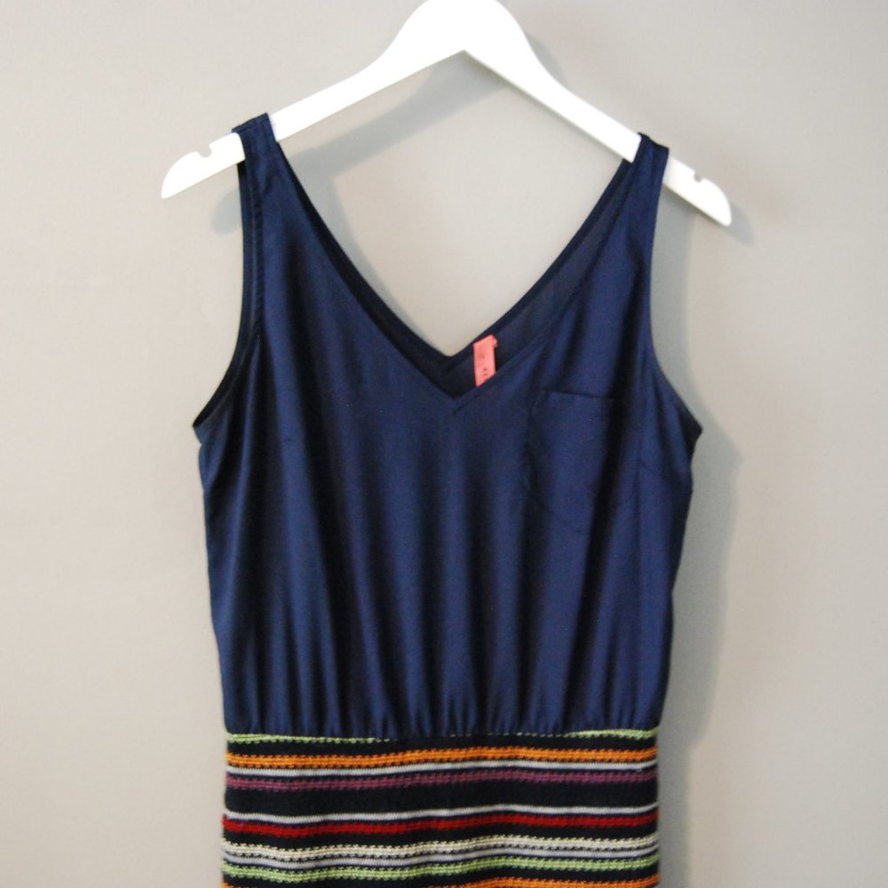 Eight Sixty Multi Color Dress Size L